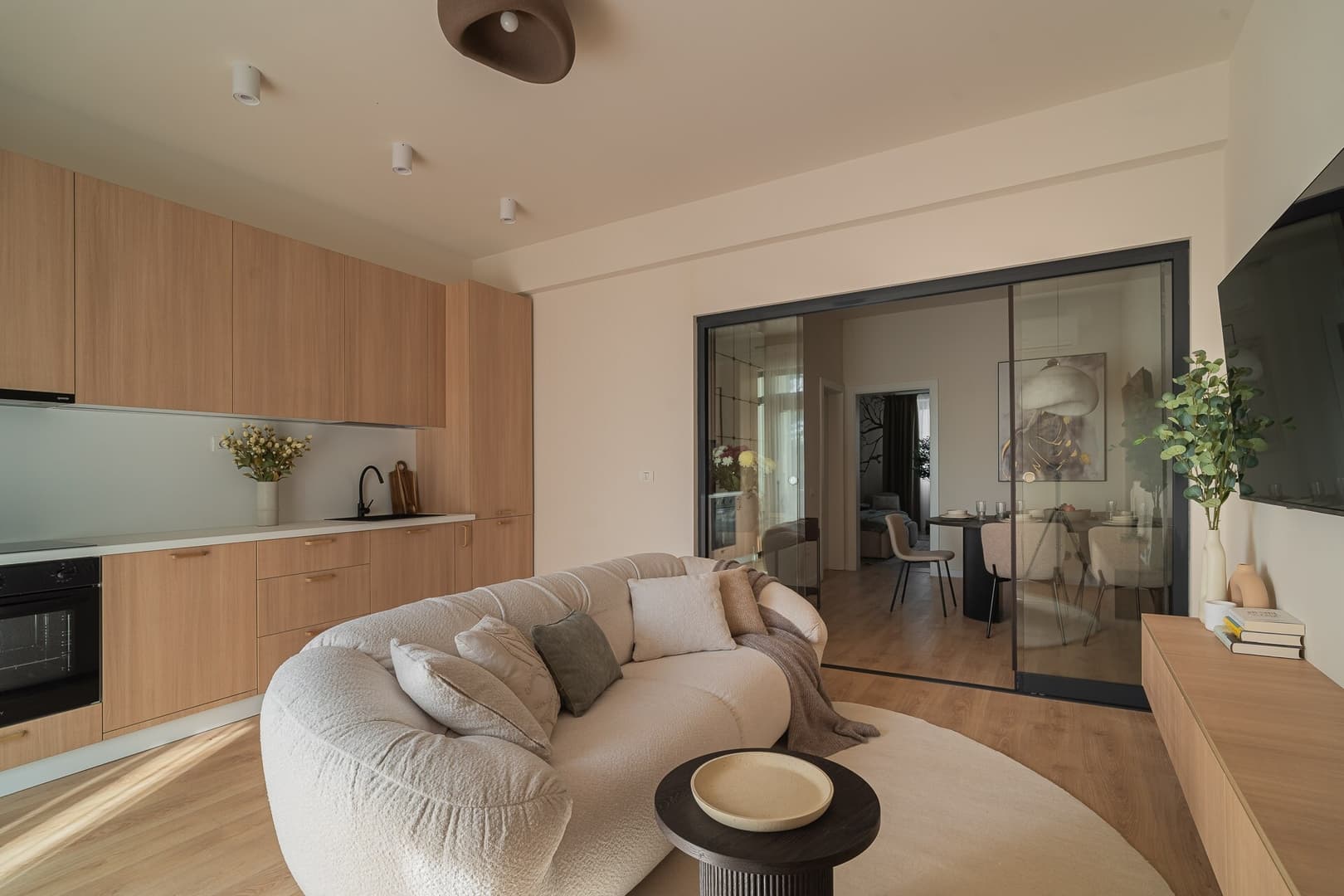Urban Forest Retreat: 3BD Oasis near Old Town — 4